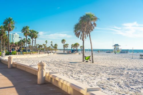 clearwater-beach-with-beautiful-white-sand-florida-usa (1)-min